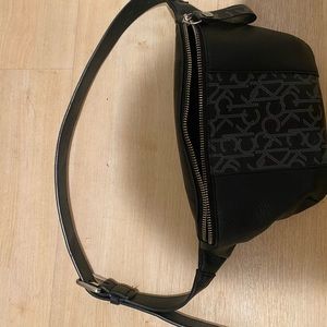 Calvin Klein Fanny pack !